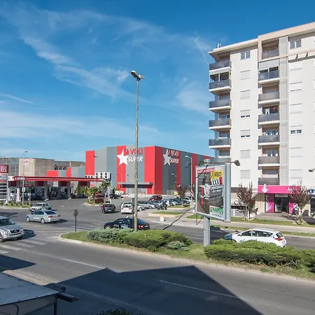 Ambiente 3* Ποντγορίτσα