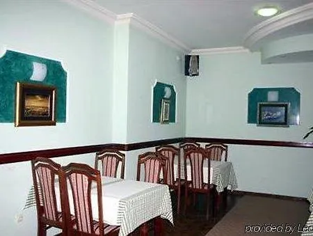 מלון Ambiente 3*