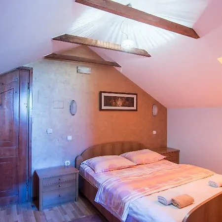 מלון Ambiente 3*